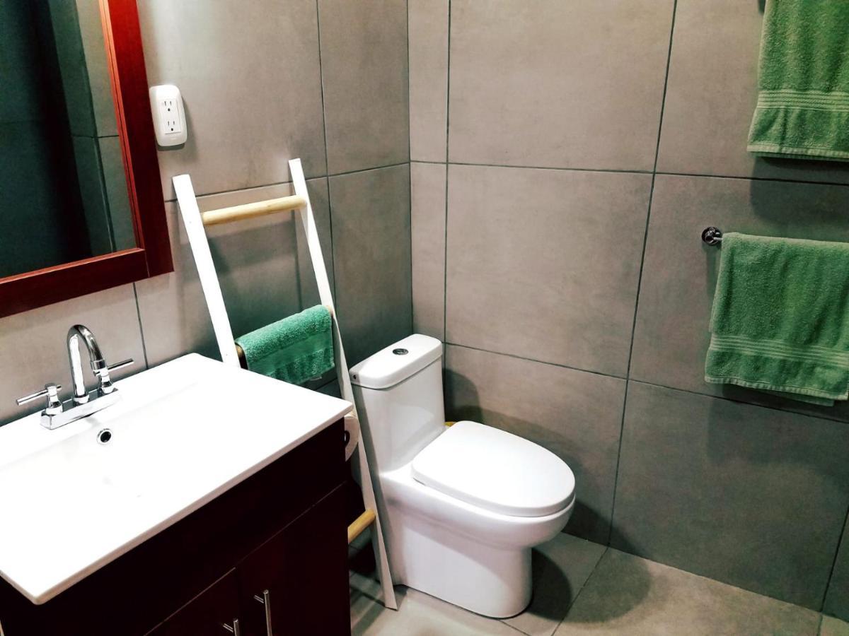 Lizard King Hotel & Suites Puerto Viejo de Talamanca Extérieur photo